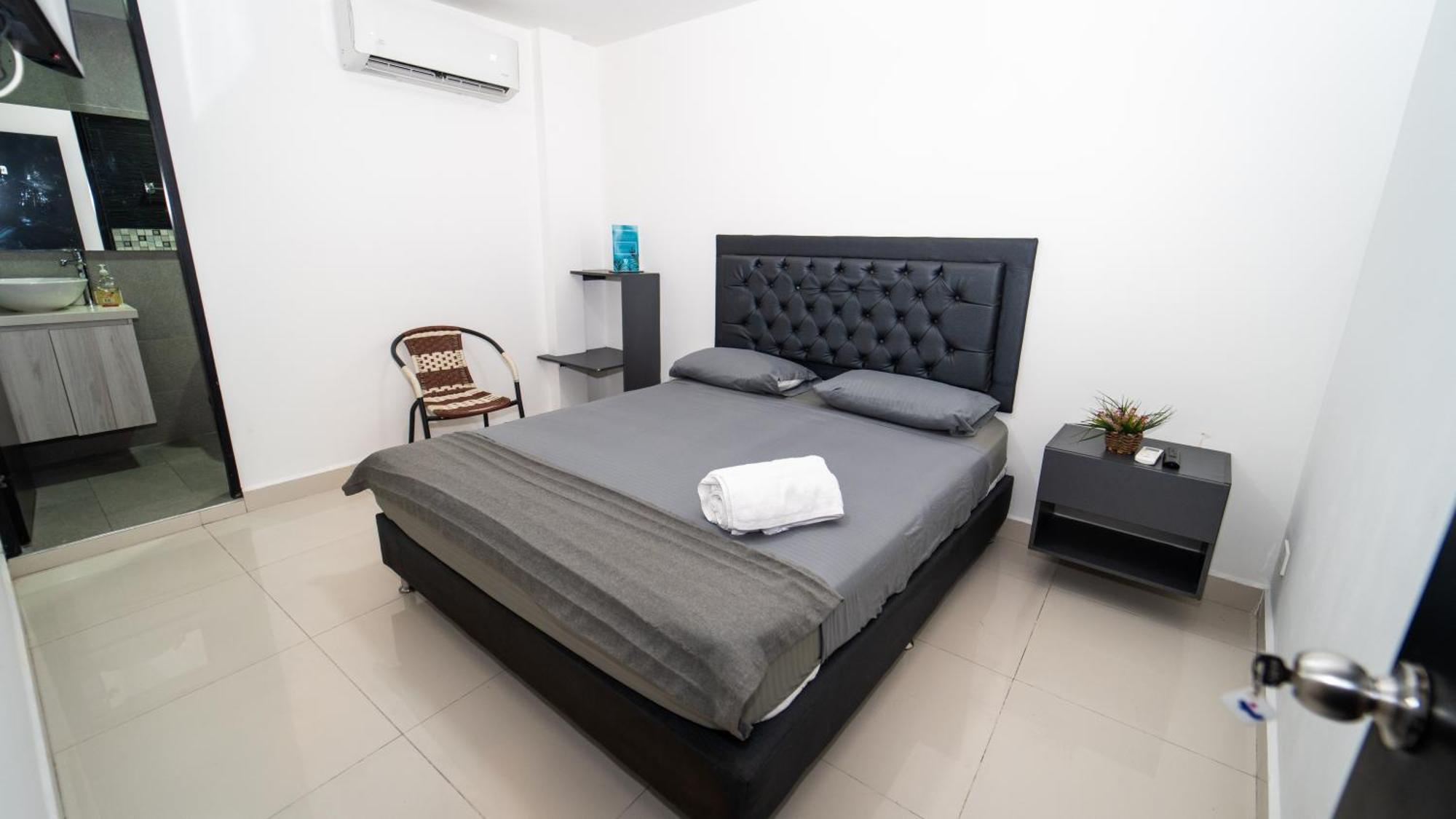 79 Hotel Medellín Esterno foto