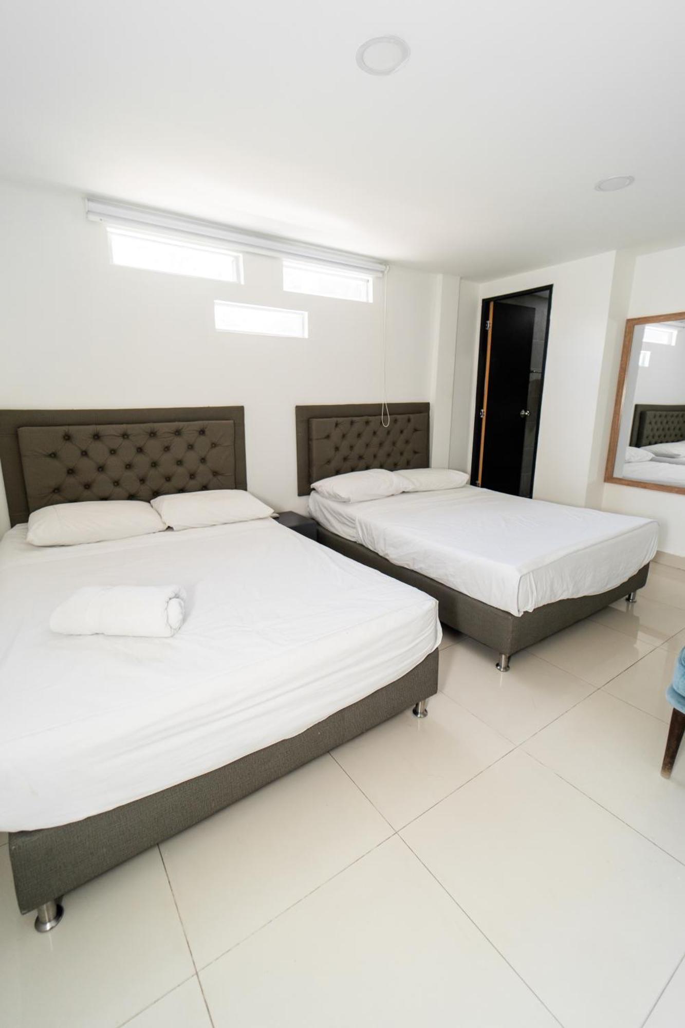 79 Hotel Medellín Esterno foto