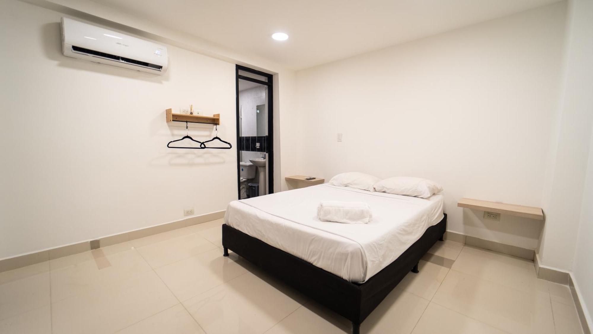 79 Hotel Medellín Esterno foto